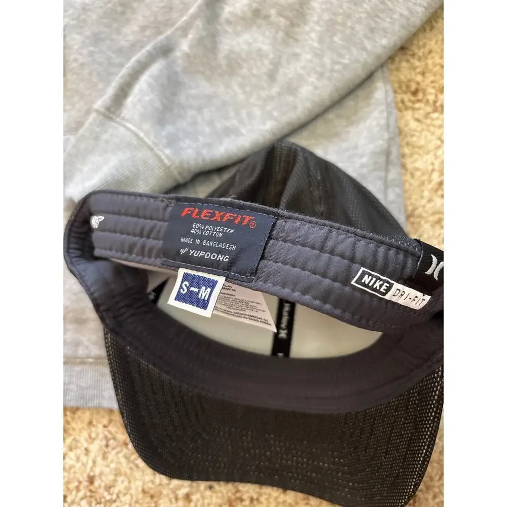 Hurley Boys Hoodie and Hat Bundle Size S-M-L